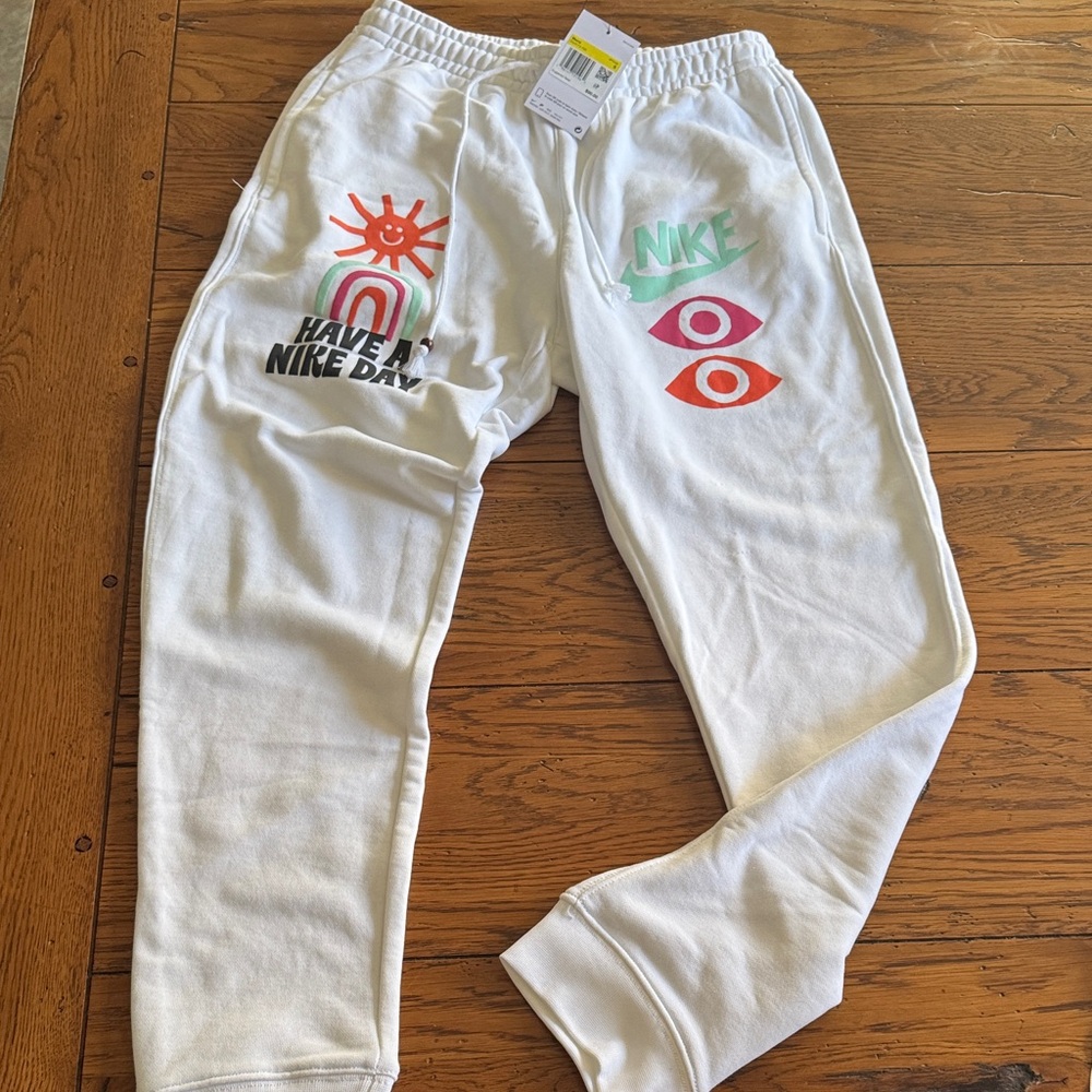 Nike White Graphic Sweatpants